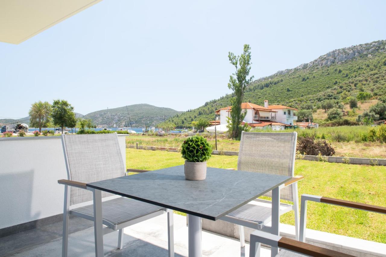 Notia Luxury Living Aparthotel Porto Koufo Luaran gambar