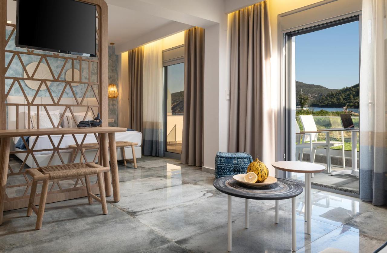 Notia Luxury Living Aparthotel Porto Koufo Luaran gambar